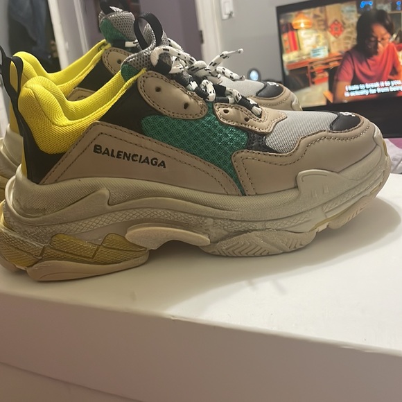 Balenciaga size 38 triple S - Picture 12 of 12